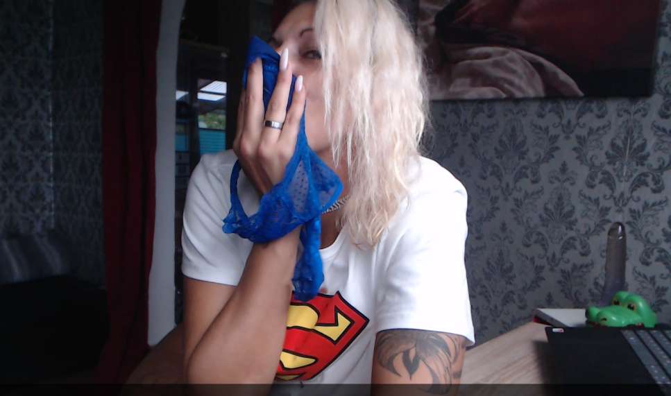 21c480ddf3c0e120f0ca558c94136123