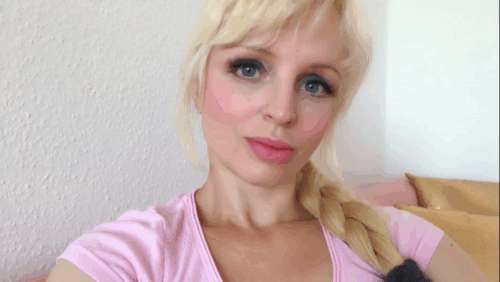 a734de88886f0884701a9a896340828e