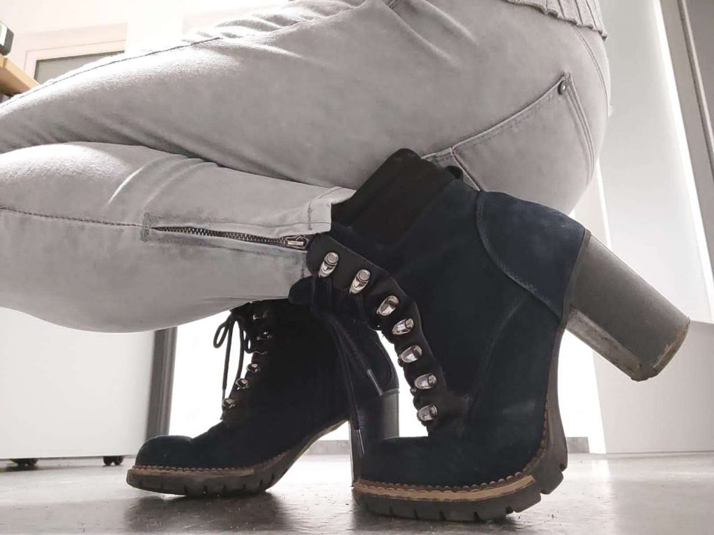 8b6e858d6fe58d9ec6fc8a8051cc6110