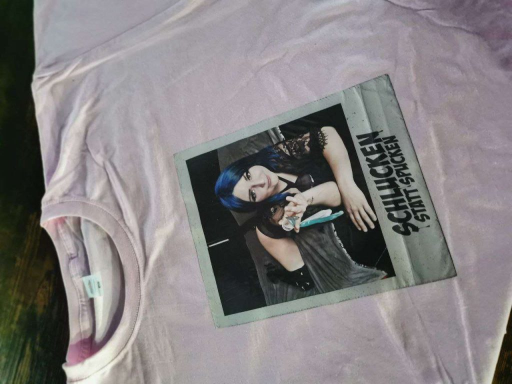 0f51333a49cfcc8e94f93b6a0225c7a9