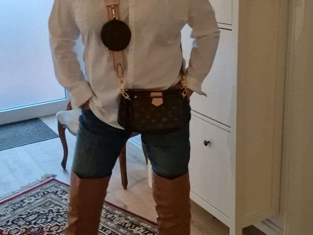 39f9c4eb3efe6483e0ca15b6a7a14358