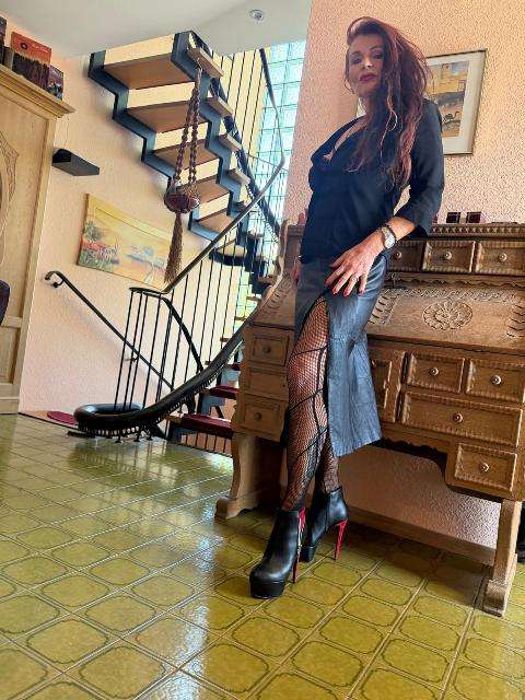 102d40568203a53cf72f56c1bd229ee8